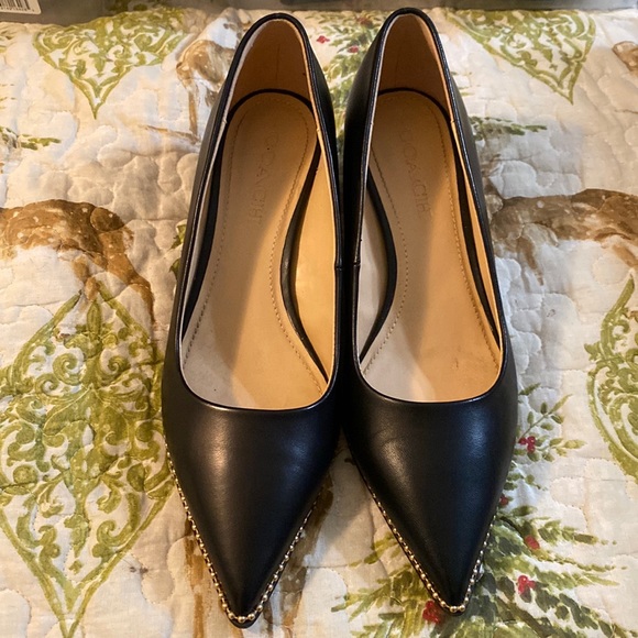 Coach Shoes Coach Willa Bead Chain Trim Heels Sz 85 Poshmark